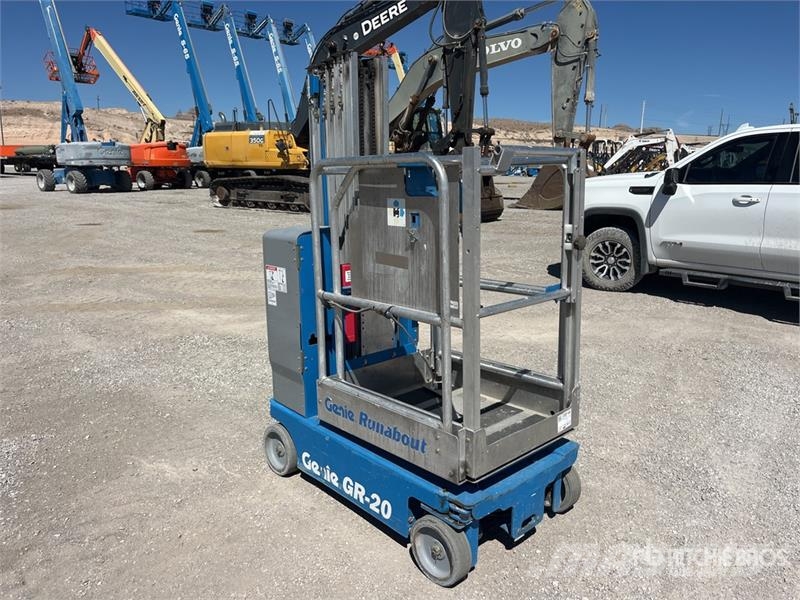 Genie GR20 Vertical Mast Lift Vertikālie pacēlāji