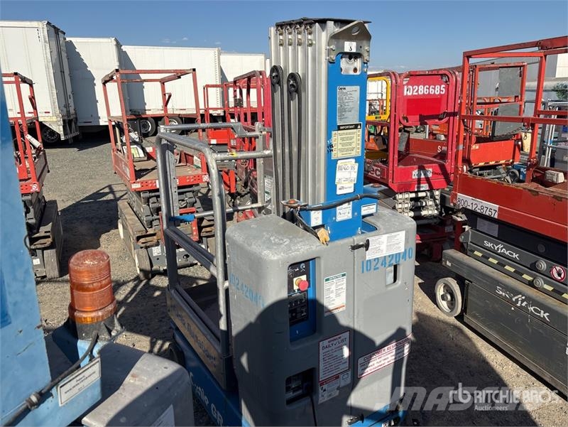 Genie GR20 Vertical Mast Lift Plataformas elevatórias verticais