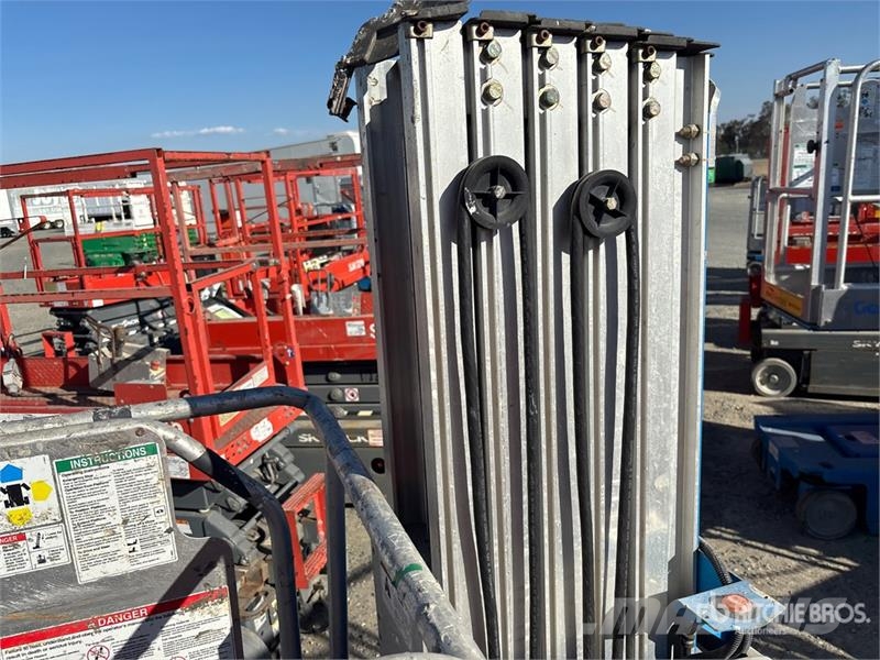 Genie GR20 Vertical Mast Lift رافعات السارية الرأسية