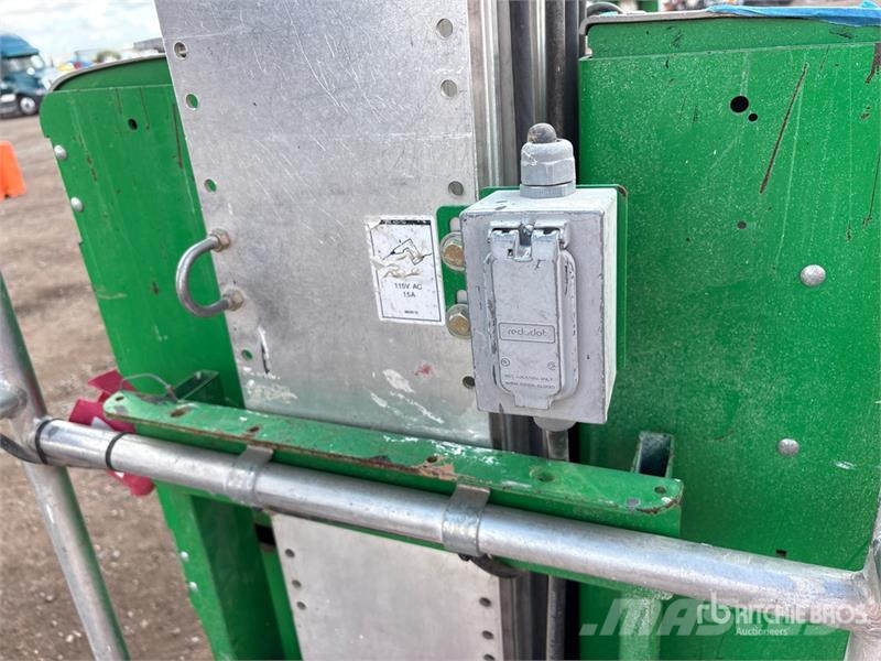 Genie GR20 Vertical Mast Lift Vertikalna dvigala