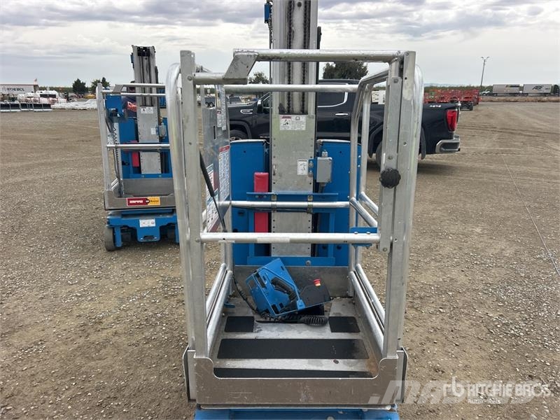 Genie GR20 Vertical Mast Lift Used Personnel lifts and access elevators