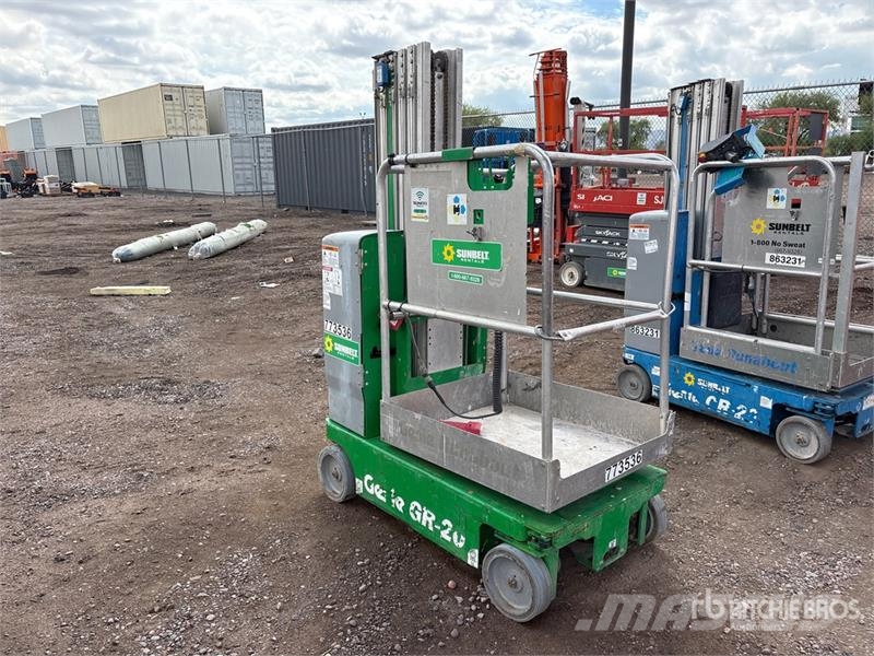 Genie GR20 Vertical Mast Lift Vertikalna dvigala