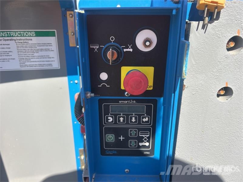 Genie GR20 Vertical Mast Lift Plataformas elevatórias verticais