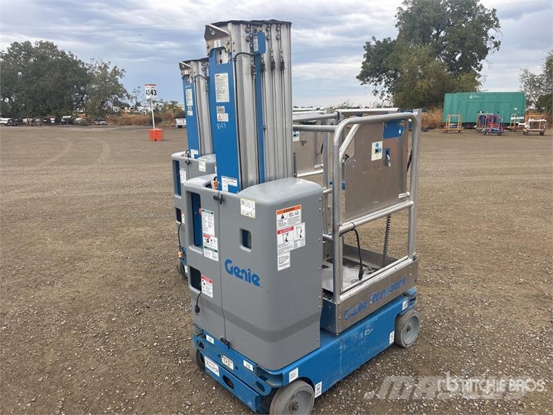 Genie GR20 Vertical Mast Lift Used Personnel lifts and access elevators