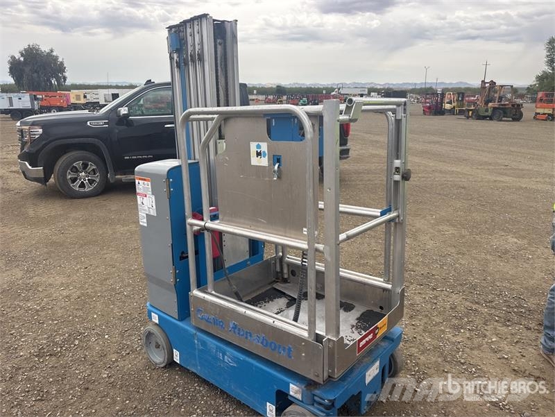 Genie GR20 Vertical Mast Lift Used Personnel lifts and access elevators