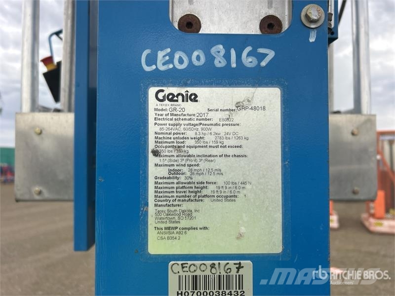 Genie GR20 Vertical Mast Lift Used Personnel lifts and access elevators