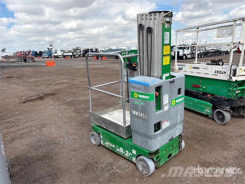 Genie GR20 Vertical Mast Lift Vertikalna dvigala