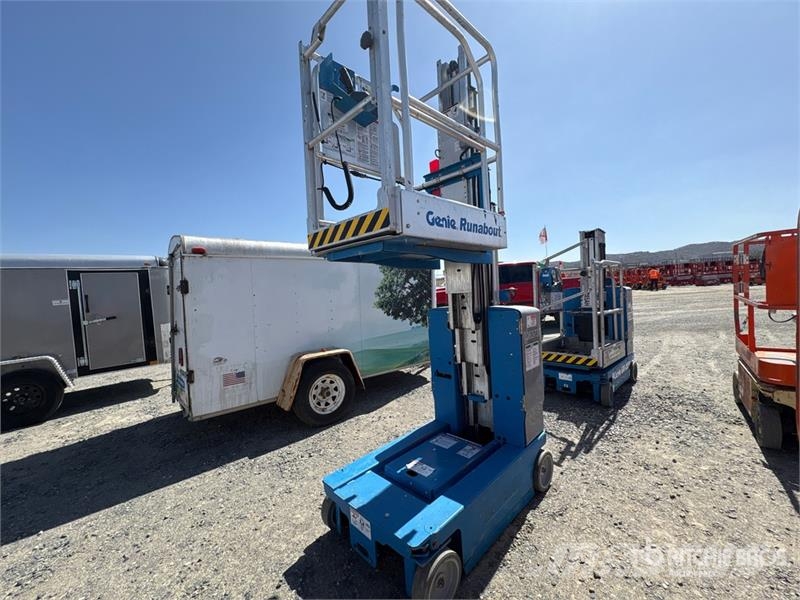 Genie GR20 Vertical Mast Lift Вертикальні щоглові підйомники