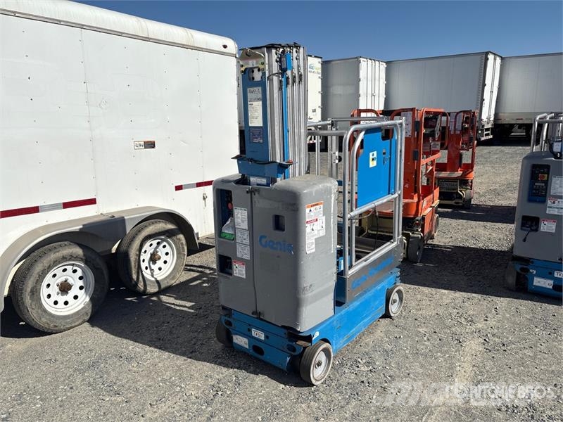 Genie GR20 Vertical Mast Lift Plataformas elevatórias verticais