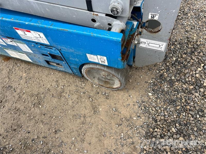 Genie GS-1930 Electric Scissor Lift Ножничные подъемники