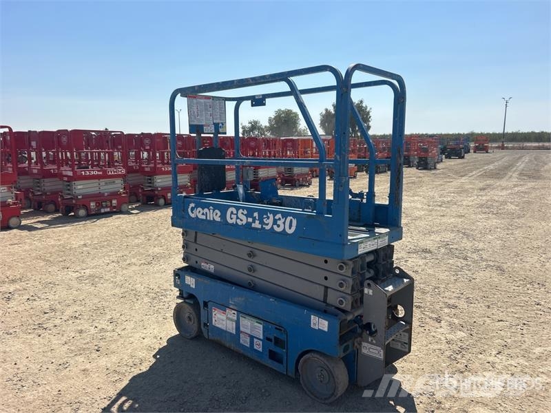 Genie GS-1930 Electric Scissor Lift Scissor lifts