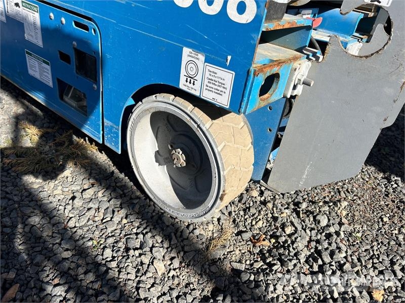 Genie GS-1930 Electric Scissor Lift 剪式升降機