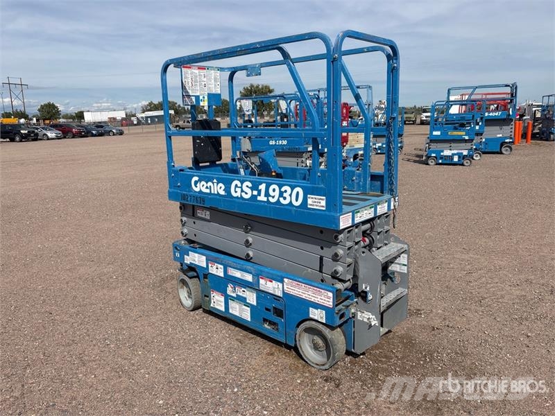 Genie GS-1930 Electric Scissor Lift Ножничные подъемники