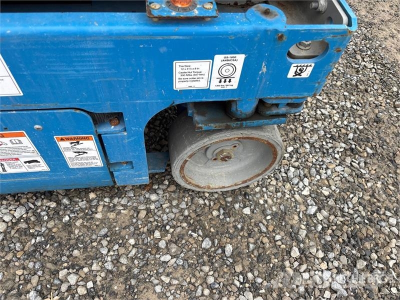 Genie GS-1930 Electric Scissor Lift Ножничные подъемники