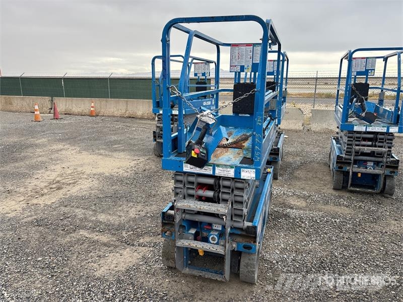 Genie GS-1930 Electric Scissor Lift Ножничные подъемники