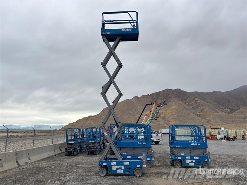 Genie GS-1930 Electric Scissor Lift Ножничные подъемники