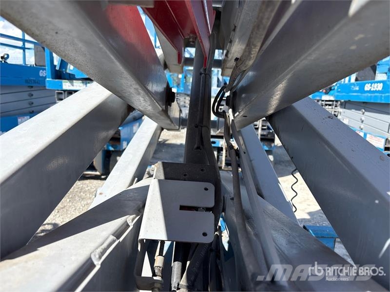 Genie GS-1930 Electric Scissor Lift Scissor lifts