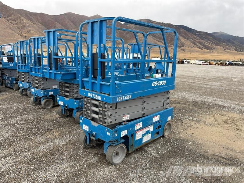 Genie GS-1930 Electric Scissor Lift Ножничные подъемники