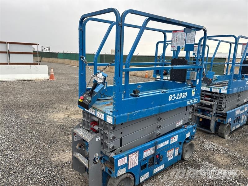 Genie GS-1930 Electric Scissor Lift Ножничные подъемники