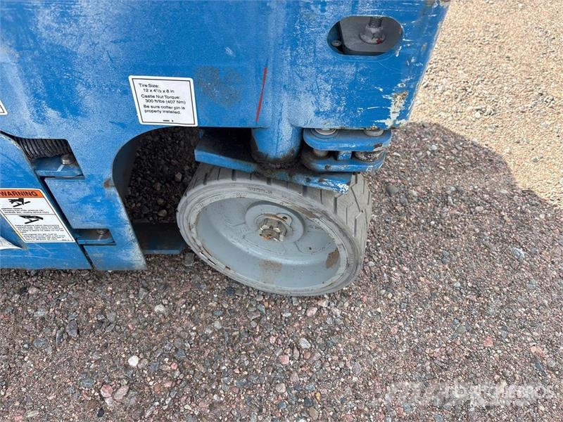 Genie GS-1930 Electric Scissor Lift Ножничные подъемники