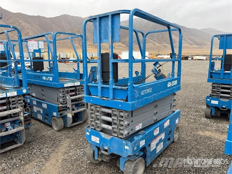 Genie GS-1930 Electric Scissor Lift Ножничные подъемники