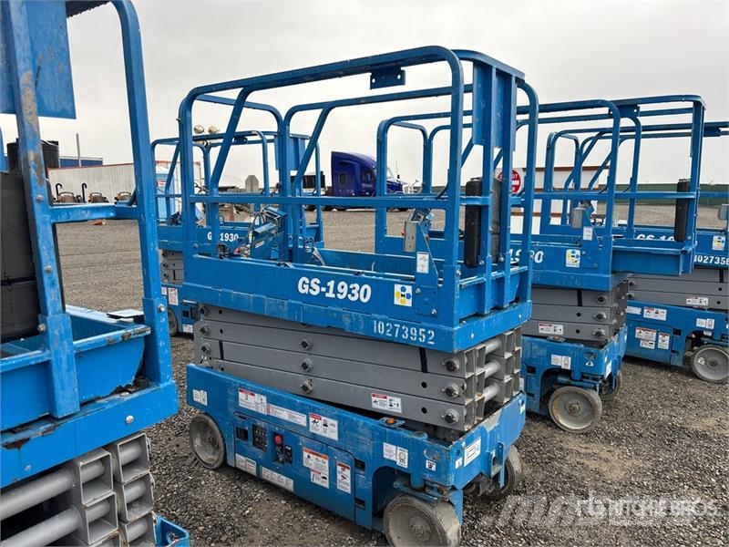 Genie GS-1930 Electric Scissor Lift Ножничные подъемники