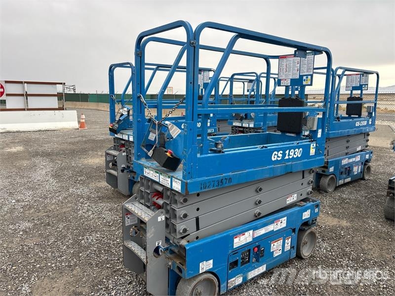 Genie GS-1930 Electric Scissor Lift Ножничные подъемники