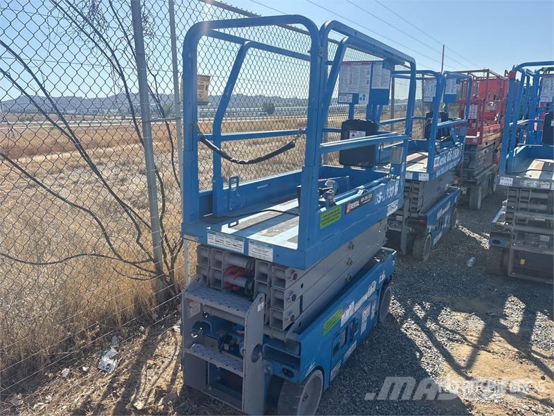 Genie GS-1930 Electric Scissor Lift Škarjaste dvižne ploščadi
