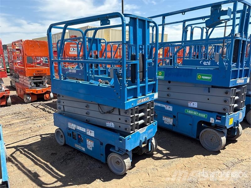 Genie GS-1930 Electric Scissor Lift Scissor lifts