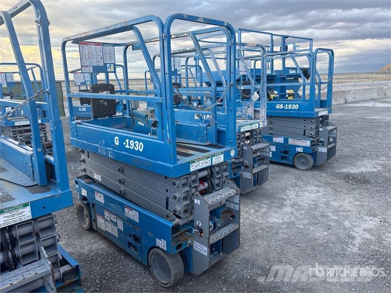 Genie GS-1930 Electric Scissor Lift Scissor lifts