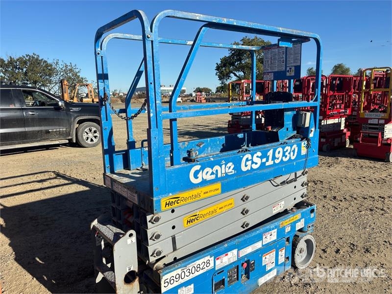 Genie GS-1930 Electric Scissor Lift Škarjaste dvižne ploščadi