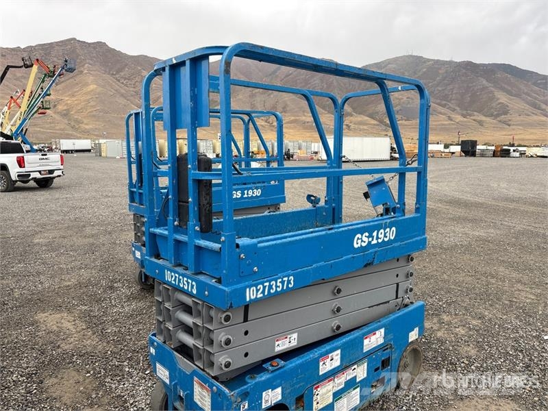Genie GS-1930 Electric Scissor Lift Ножничные подъемники