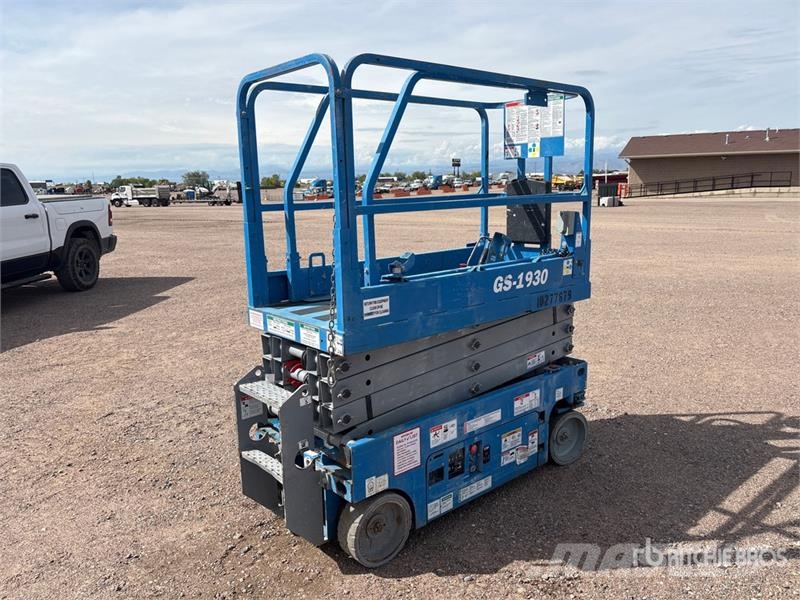 Genie GS-1930 Electric Scissor Lift Ножничные подъемники