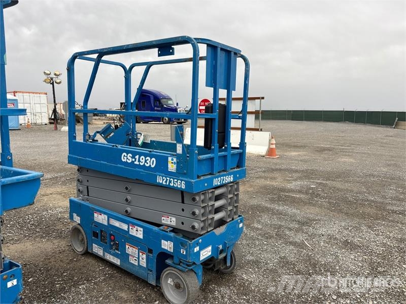 Genie GS-1930 Electric Scissor Lift Ножничные подъемники