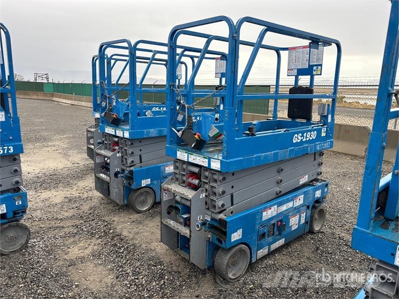 Genie GS-1930 Electric Scissor Lift Ножничные подъемники