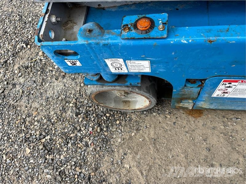 Genie GS-1930 Electric Scissor Lift Ножничные подъемники