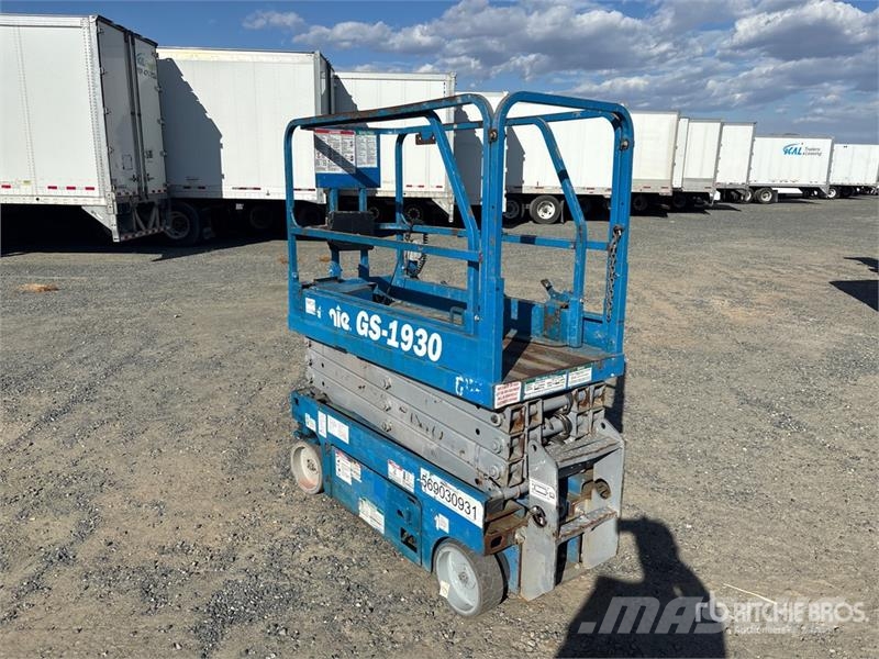 Genie GS-1930 Electric Scissor Lift 剪式升降機