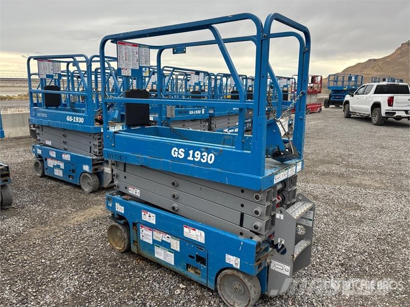 Genie GS-1930 Electric Scissor Lift Ножничные подъемники