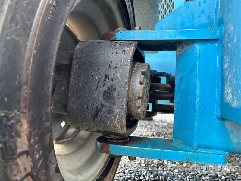 Genie GS-2668 Scissor lifts