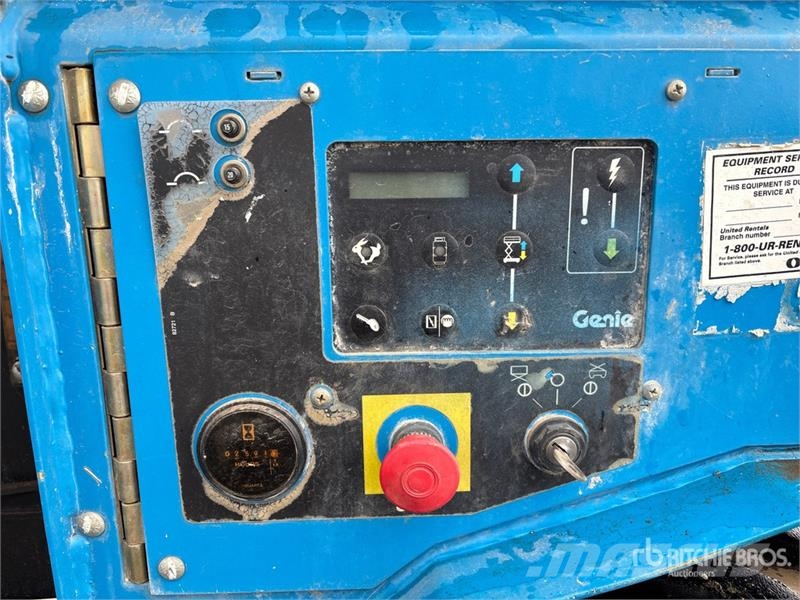 Genie GS-2668 Scissor lifts