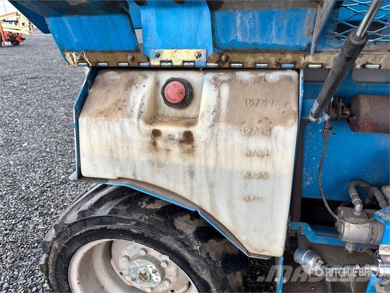Genie GS-2668 Scissor lifts