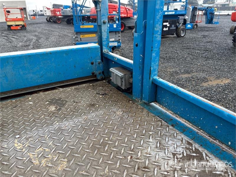 Genie GS-2668 Scissor lifts