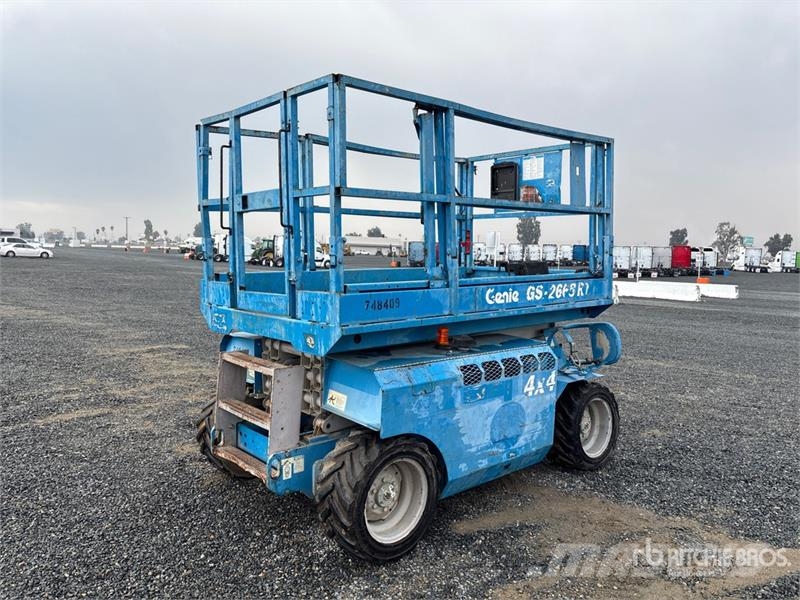 Genie GS-2668 4x4 Dual Fuel Scissor Lift Ollós emelők