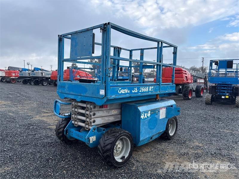 Genie GS-2668 4x4 Dual Fuel Scissor Lift Ollós emelők