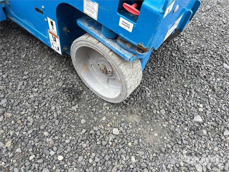 Genie GS-3232 Electric Scissor Lift 剪式升降機