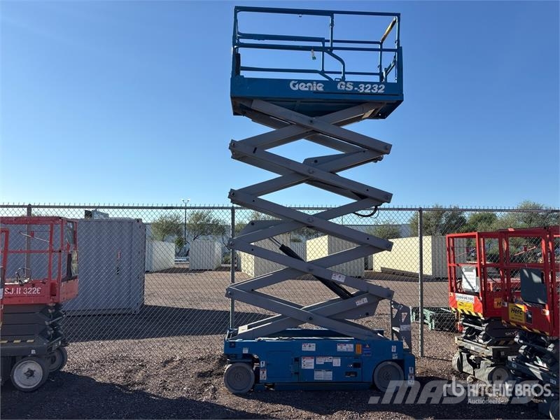 Genie GS-3232 Electric Scissor Lift シザースリフト