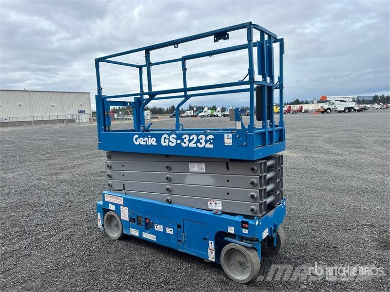 Genie GS-3232 Electric Scissor Lift 剪式升降機