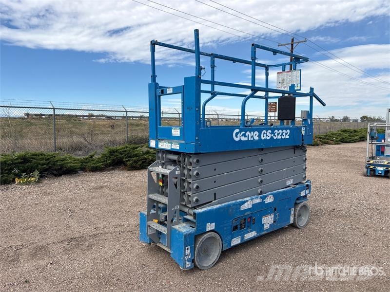 Genie GS-3232 Electric Scissor Lift رافعات مقصية الشكل
