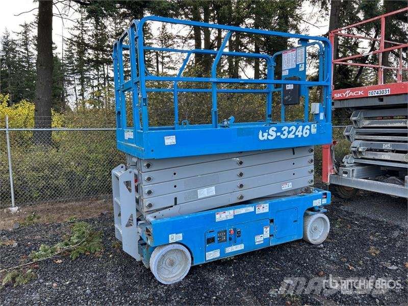 Genie GS-3246 Electric Scissor Lift (Inoperable) 剪式升降機