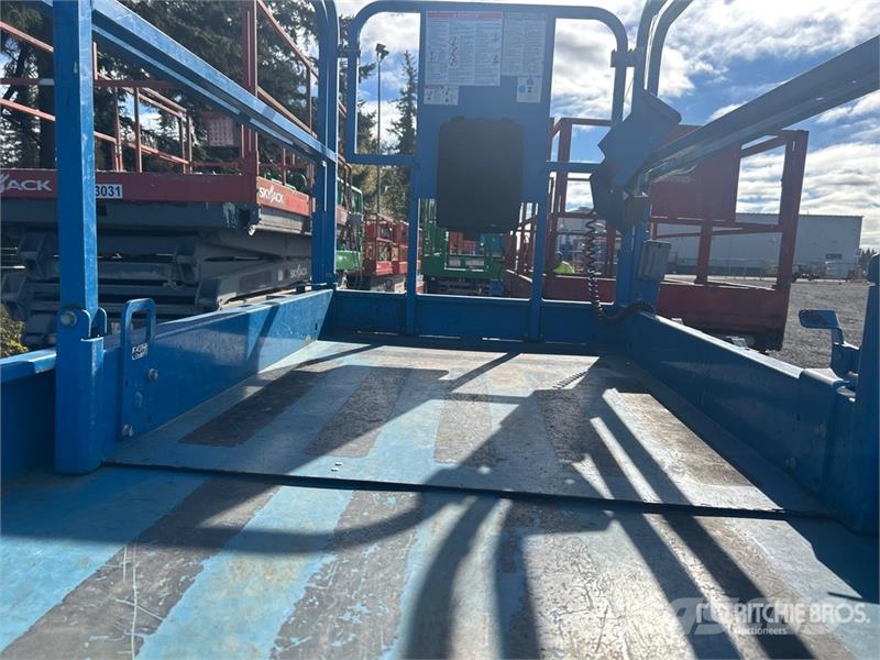 Genie GS-3246 Electric Scissor Lift 剪式升降機